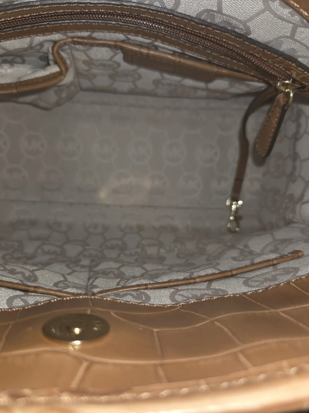Michael Kors Tan Croc-Accent Canvas Tote Bag Perfect For A Laptop. - Picture 9 of 15